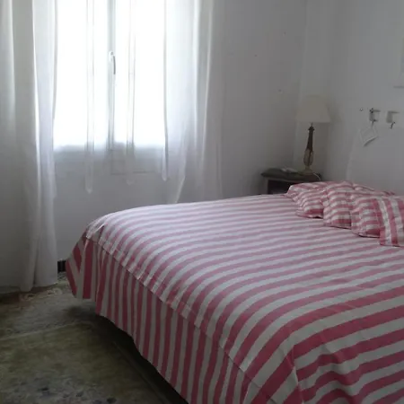 La Maisonnette Couette-café *